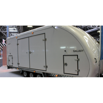 Woodford Galaxy - Lukket trailer - 3.500 kg - Lang, smal model - 3 aksler